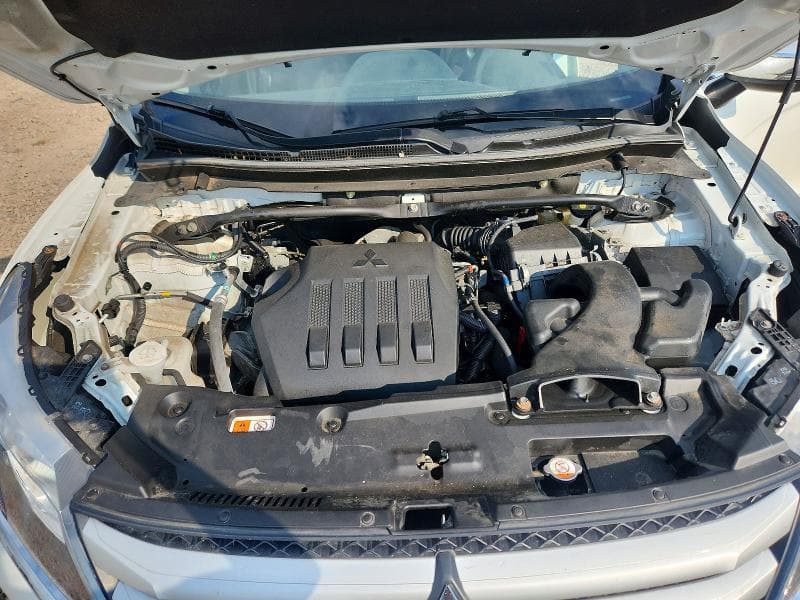 2020 MITSUBISHI ECLIPSE CROSS ES 12