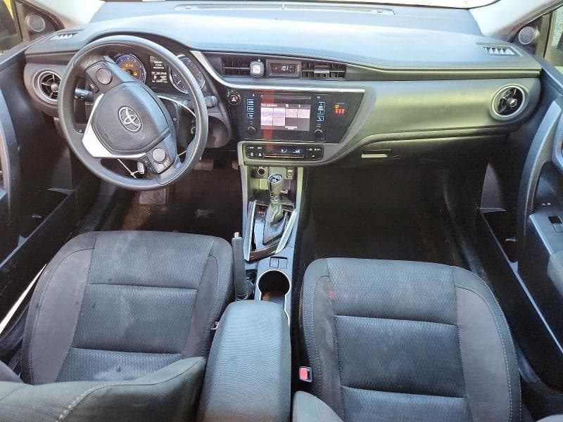 2018 TOYOTA COROLLA LE 8