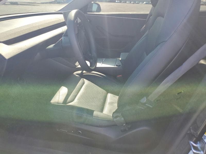 2025 TESLA MODEL 3 7