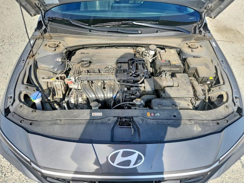 2024 HYUNDAI ELANTRA SEL 11