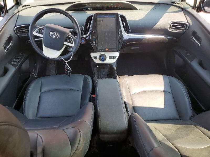 2017 TOYOTA PRIUS PRIME ADVANCED 8