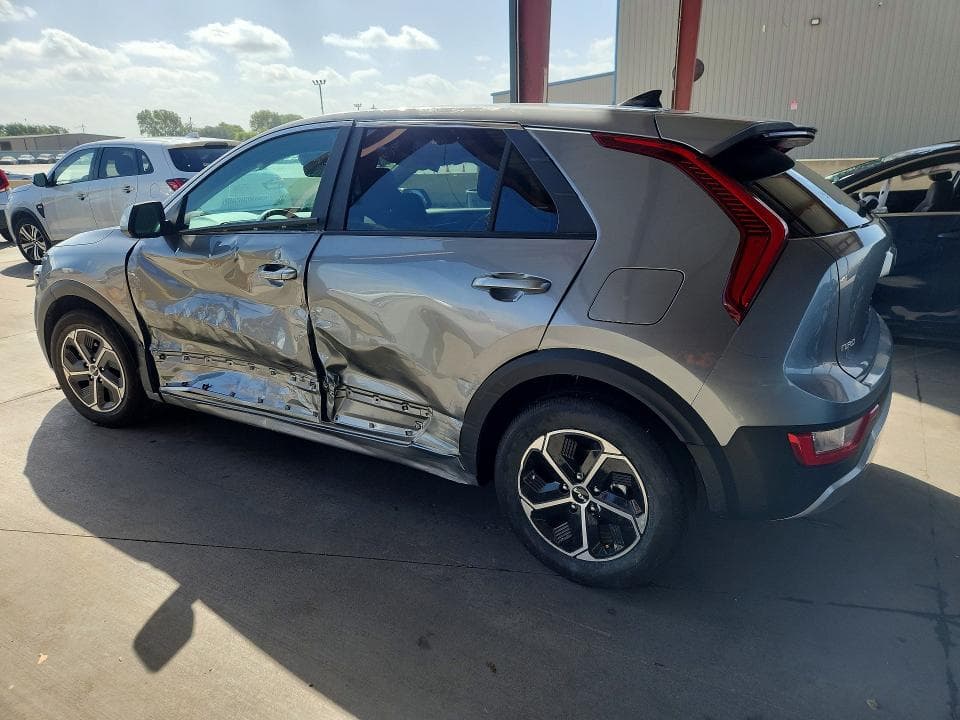 2026 KIA NIRO LX 2