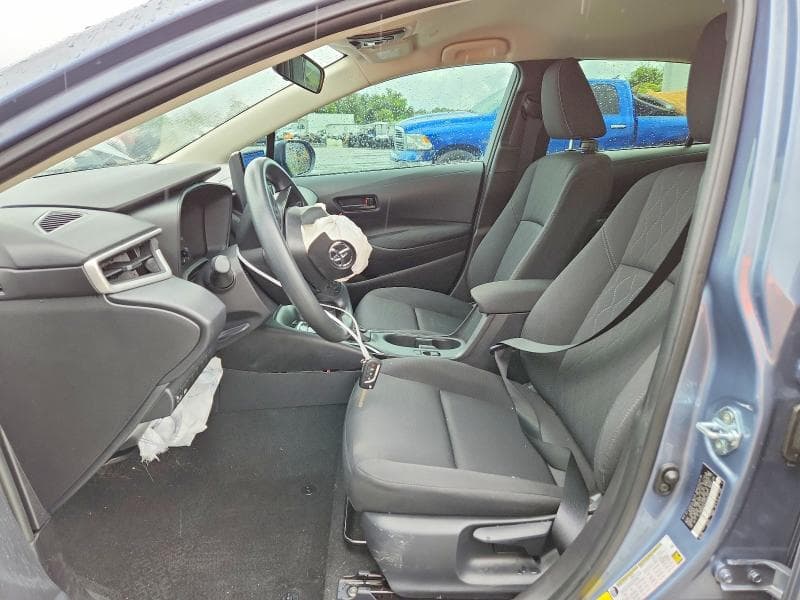 2025 TOYOTA COROLLA LE 7