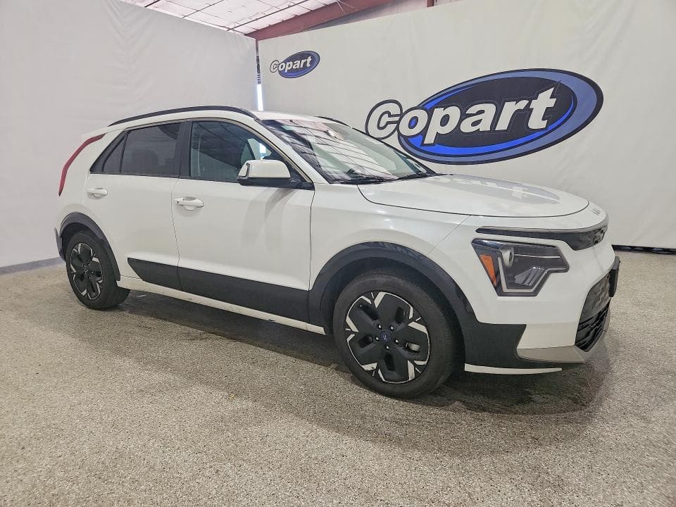 2023 KIA NIRO WIND 4