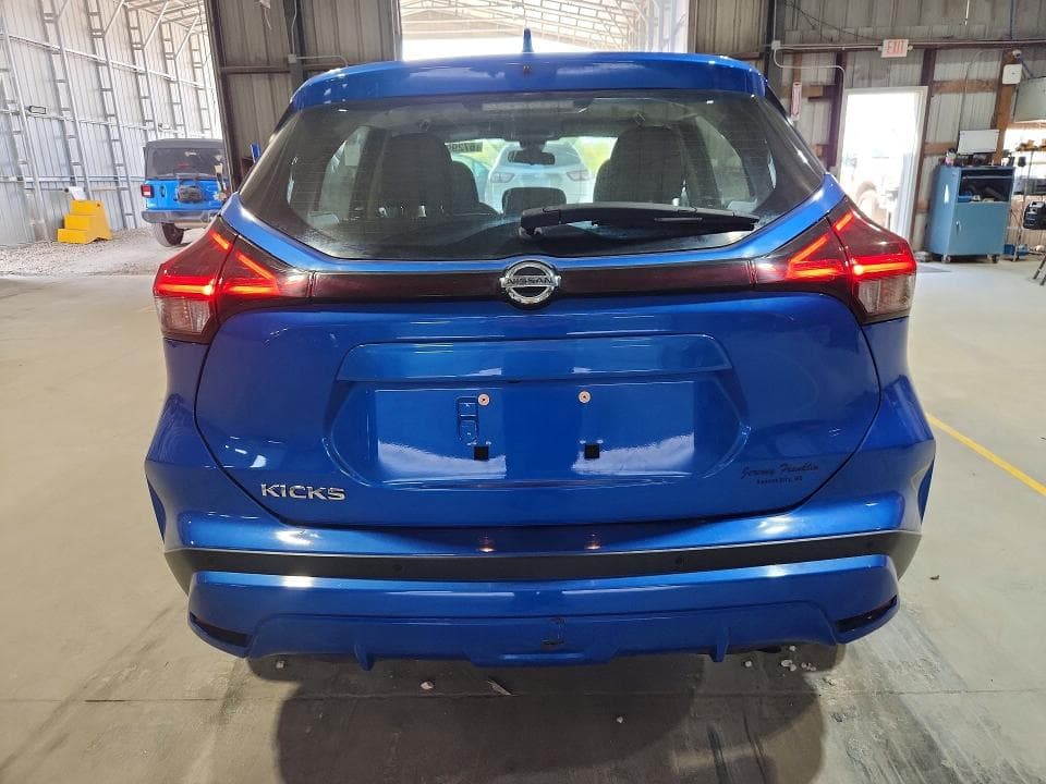 2021 NISSAN KICKS S 6