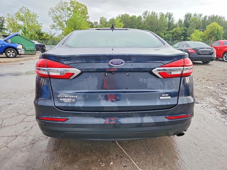 2020 FORD FUSION SE 6