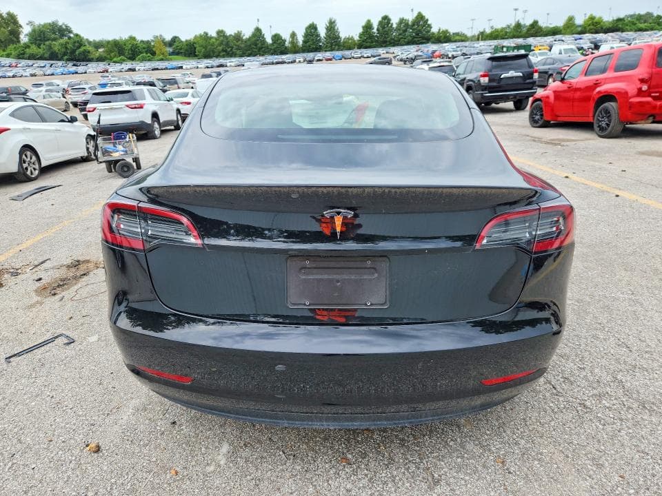 2023 TESLA MODEL 3 6