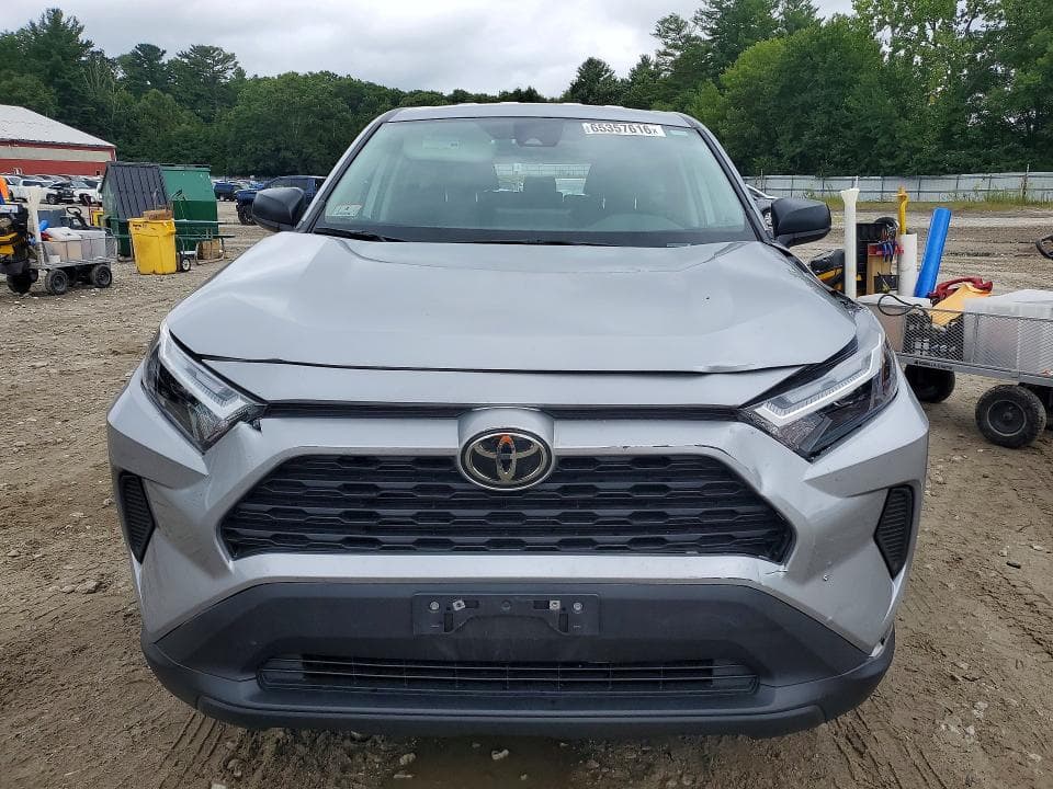 2025 TOYOTA RAV4 LE 5