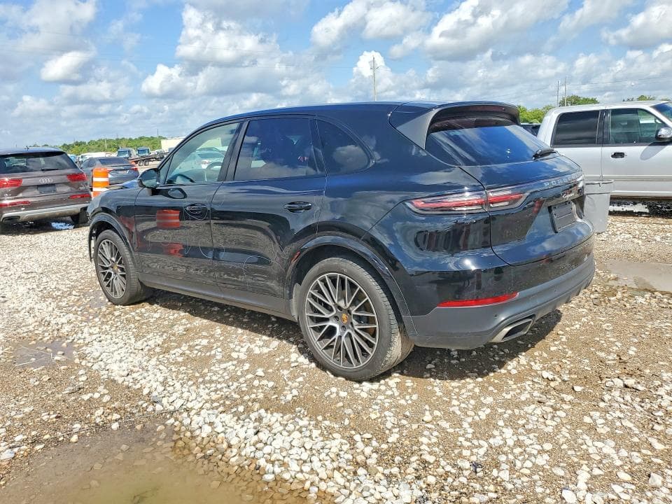 2020 PORSCHE CAYENNE 2
