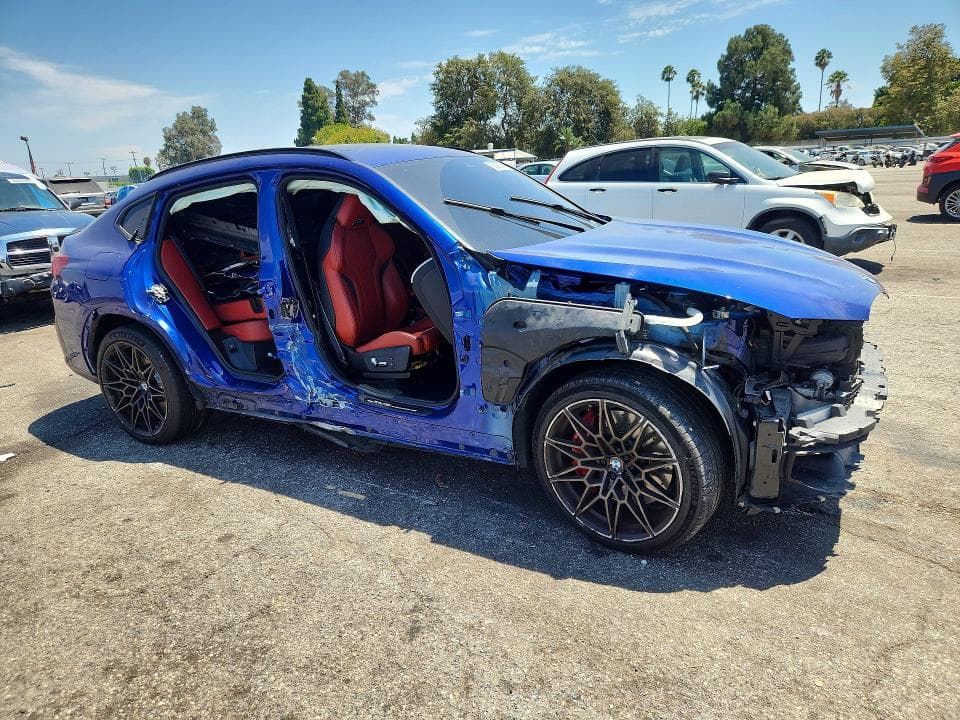 2022 BMW X4 M 7
