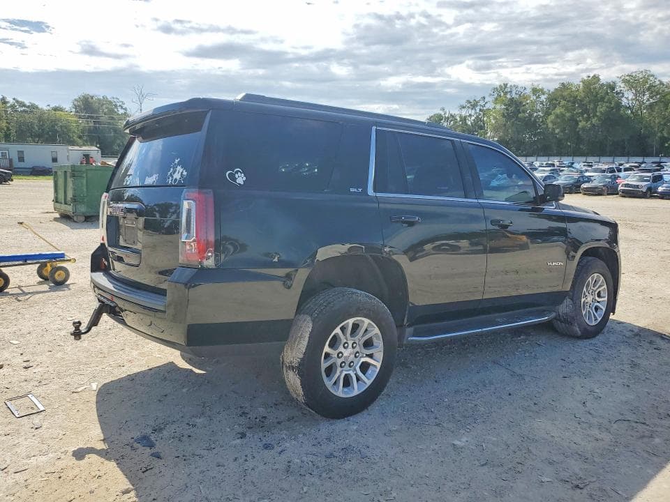 2017 GMC YUKON SLT 3