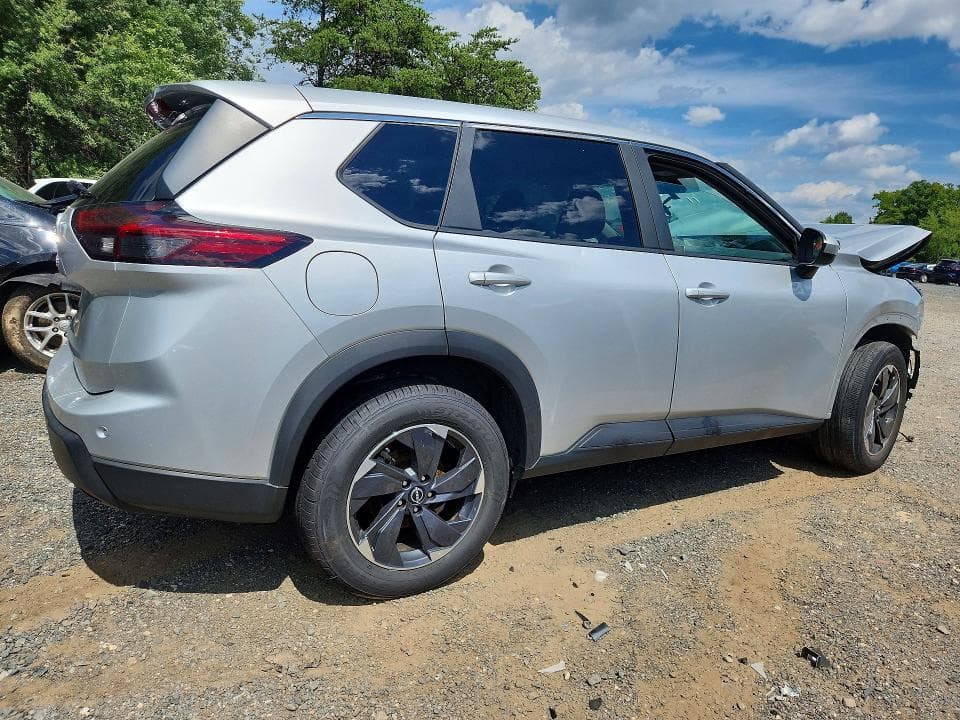 2025 NISSAN ROGUE SV 3