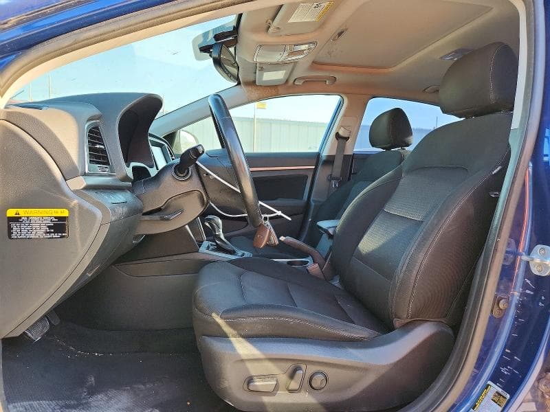 2017 HYUNDAI ELANTRA 7