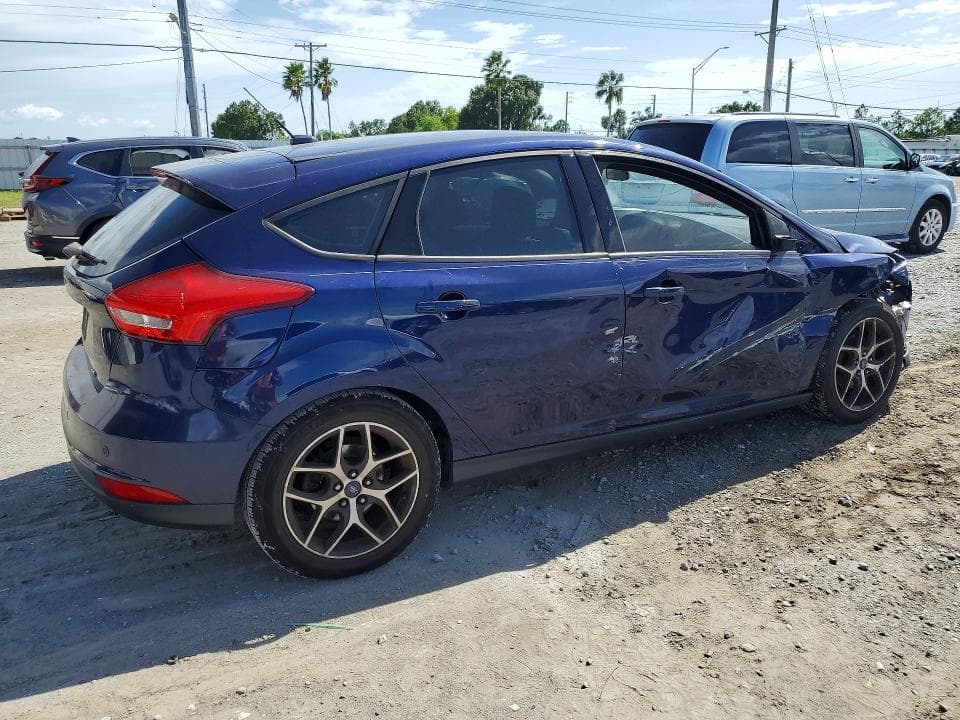 2017 FORD FOCUS SEL 3