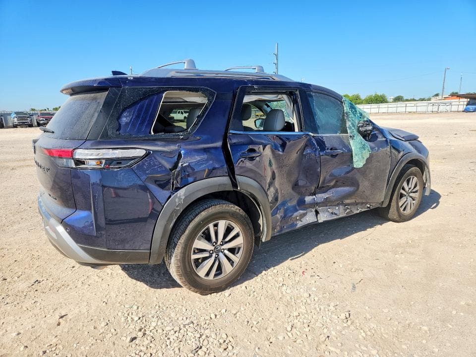 2023 NISSAN PATHFINDER SL 3