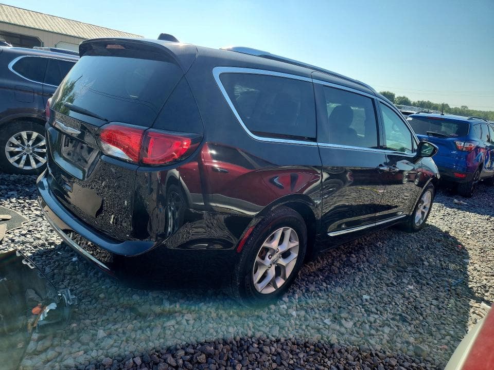 2018 CHRYSLER PACIFICA TOURING L PLUS 3