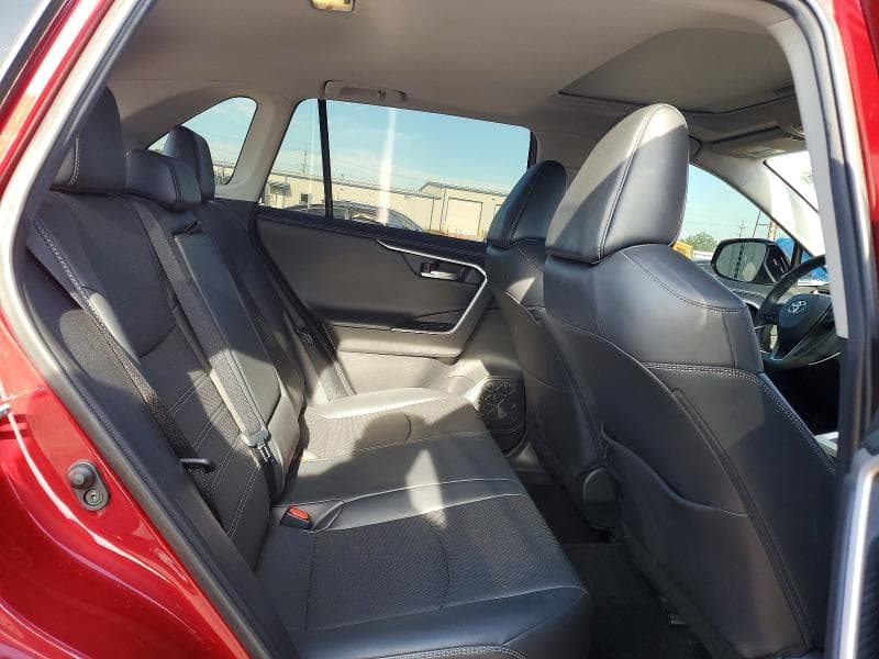2020 TOYOTA RAV4 LIMITED 11