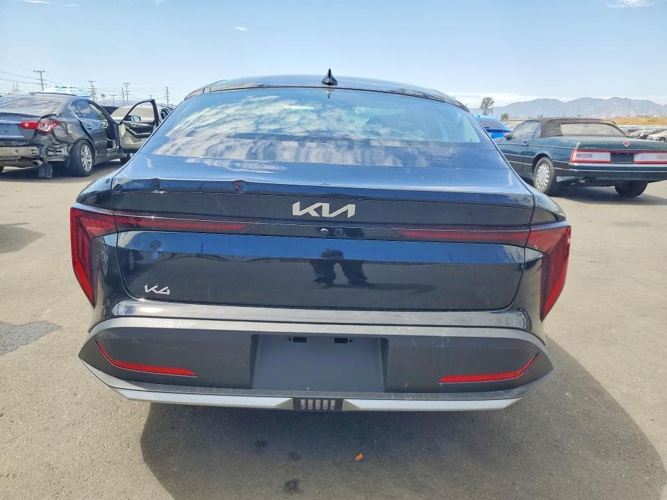 2026 KIA K4 LXS 6