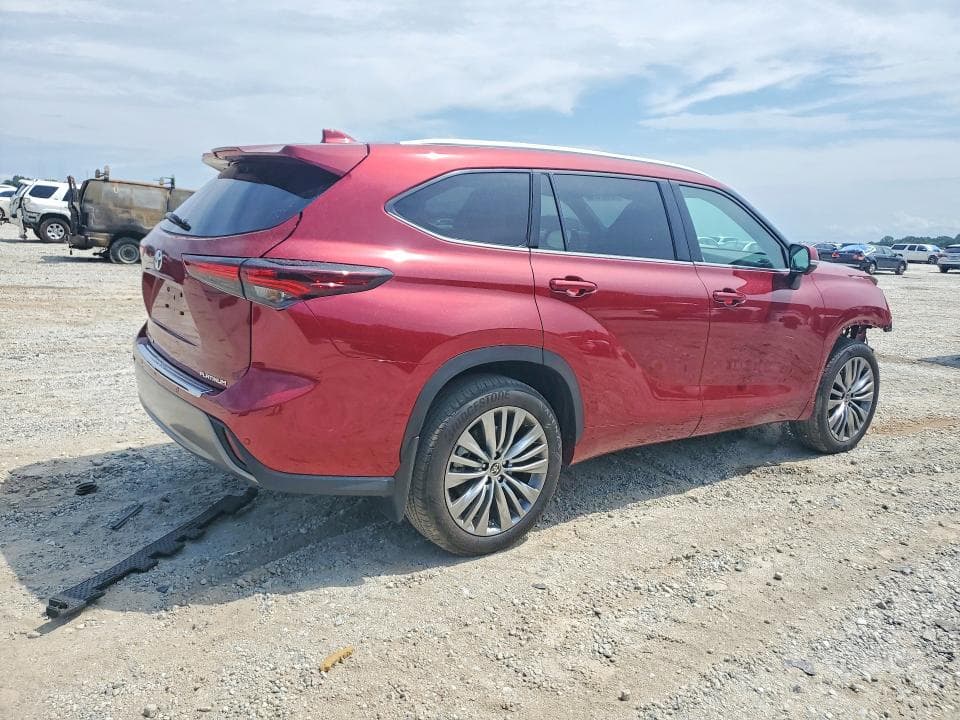 2024 TOYOTA HIGHLANDER PLATINUM 3