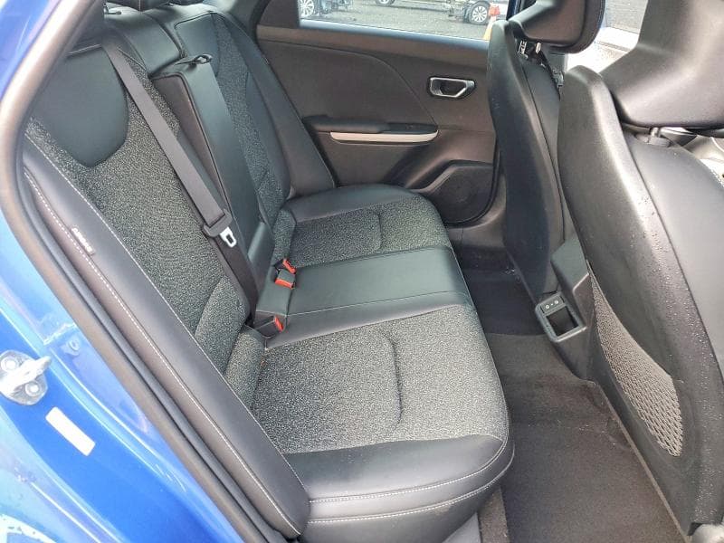 2025 KIA K4 GT LINE 10