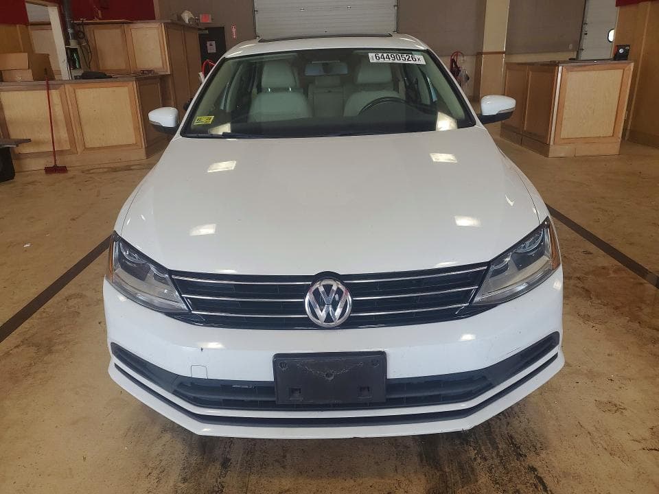 2017 VOLKSWAGEN JETTA SE 5