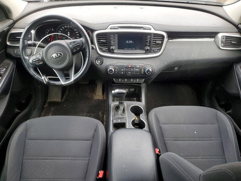 2018 KIA SORENTO LX V6 8