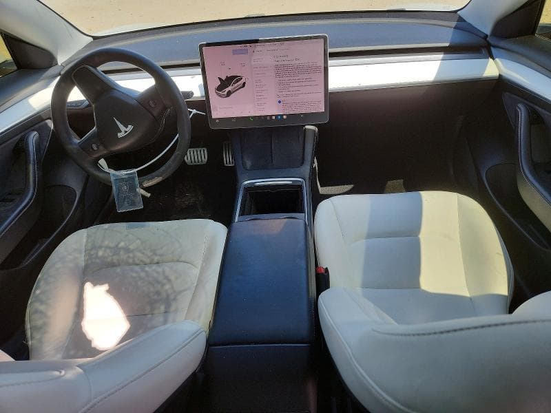2021 TESLA MODEL 3 8