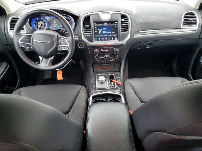 2018 CHRYSLER 300 TOURING 8