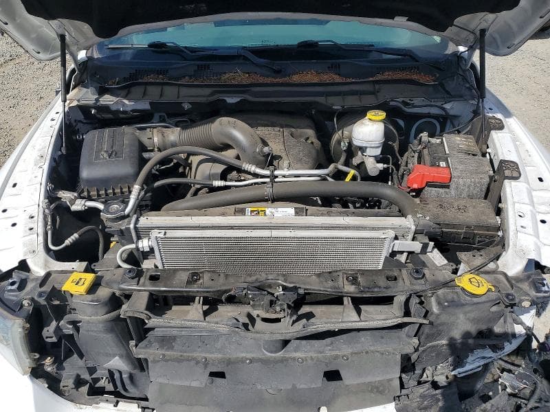 2019 RAM 1500 CLASSIC SLT 11
