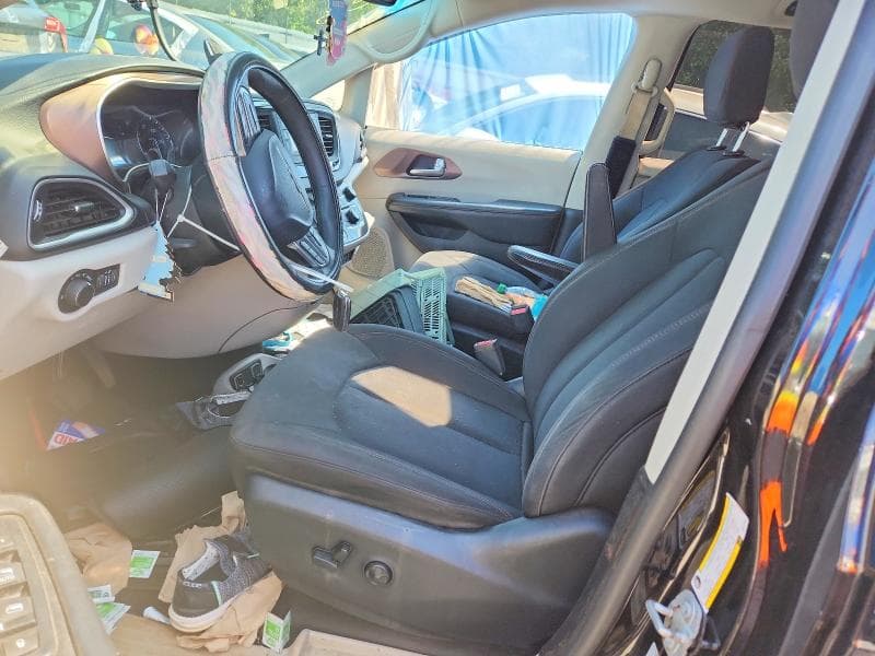2017 CHRYSLER PACIFICA TOURING 7