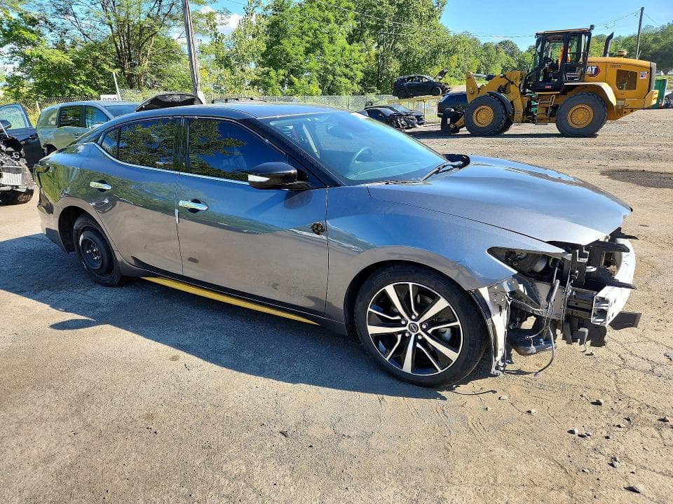 2023 NISSAN MAXIMA SV 4