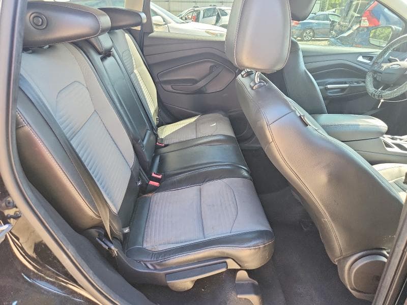 2017 FORD ESCAPE SE 11