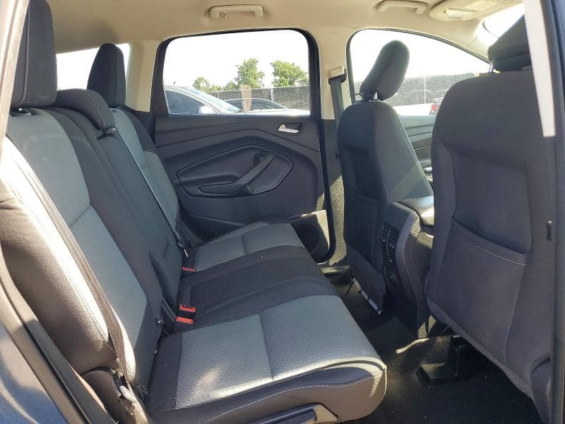 2018 FORD ESCAPE SE 11