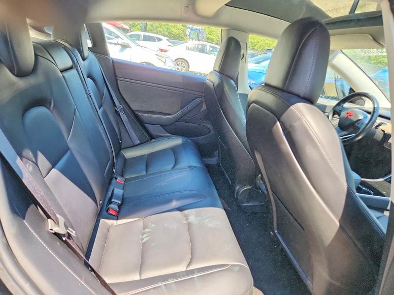 2018 TESLA MODEL 3 10