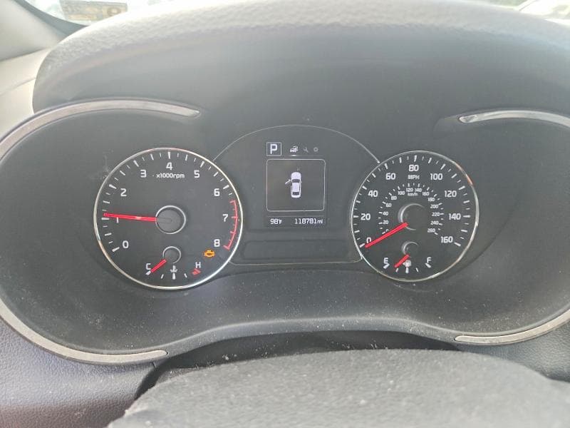 2017 KIA FORTE LX 9