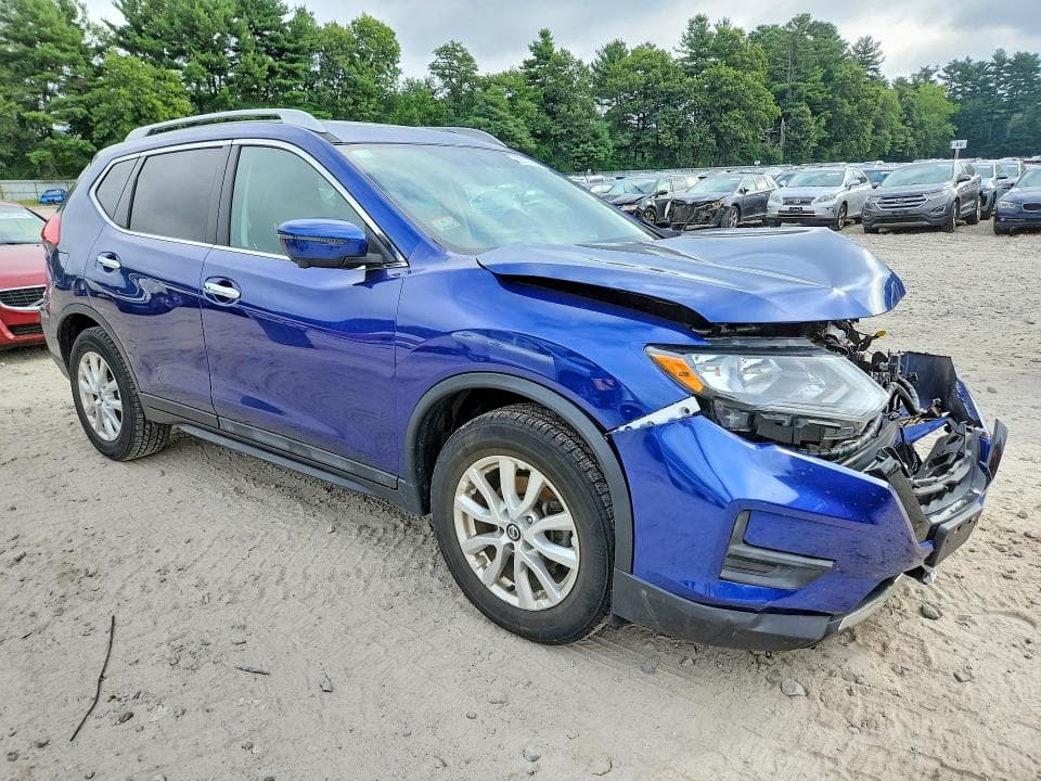 2017 NISSAN ROGUE SV 4
