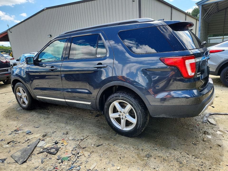 2017 FORD EXPLORER XLT 2