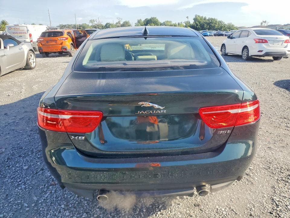 2017 JAGUAR XE PREMIUM 6