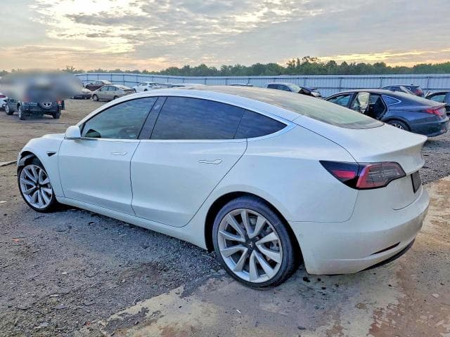 2020 TESLA MODEL 3 2