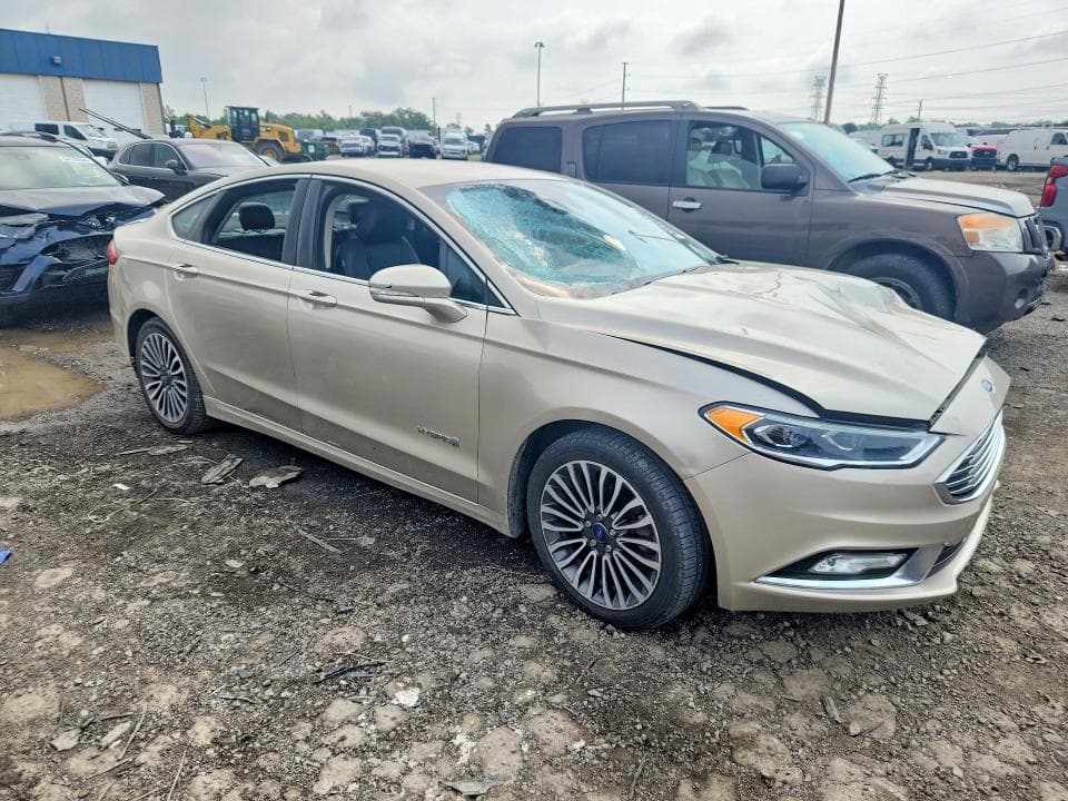 2018 FORD FUSION TITANIUM/PLATINUM HEV 4
