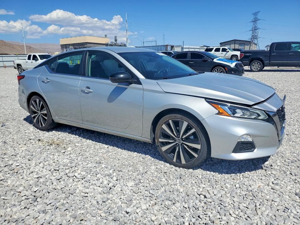 2021 NISSAN ALTIMA SR 4