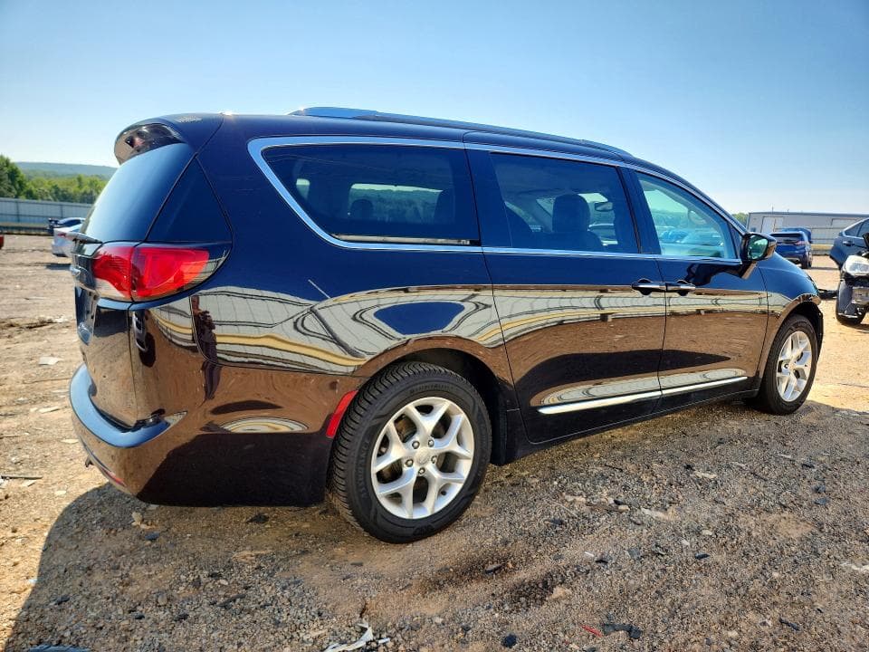 2017 CHRYSLER PACIFICA TOURING L PLUS 3