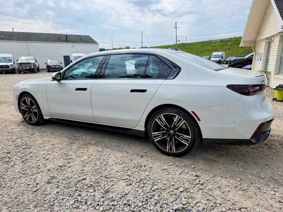 2023 BMW 760 XI 2