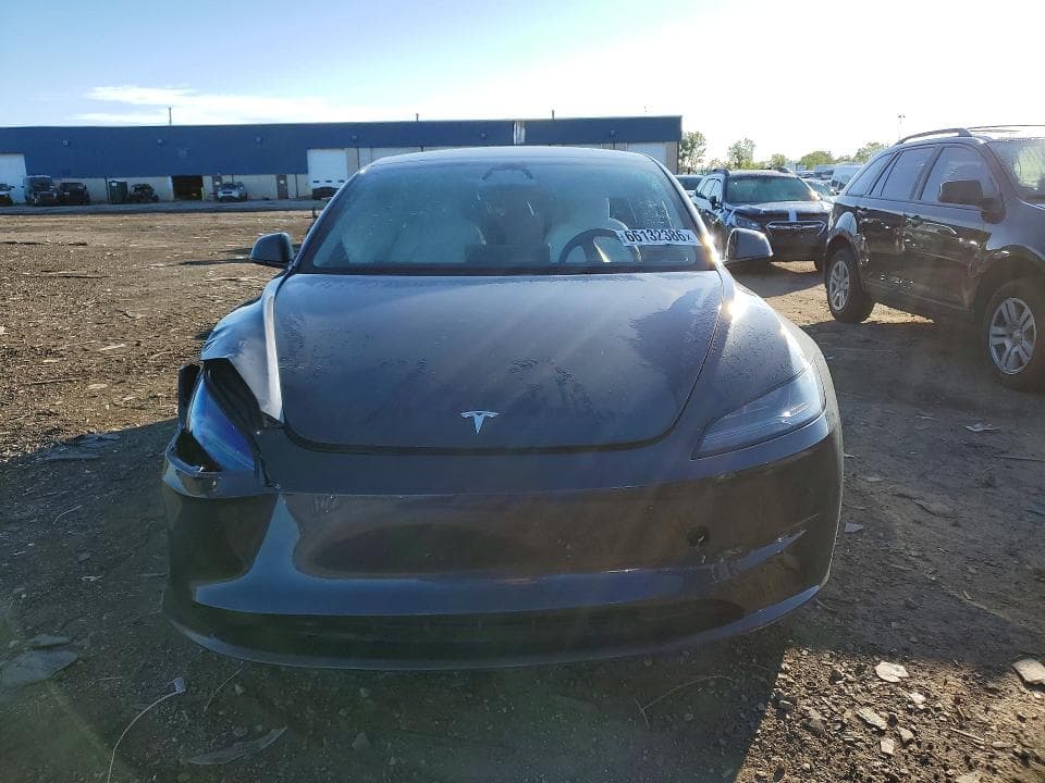 2025 TESLA MODEL 3 5