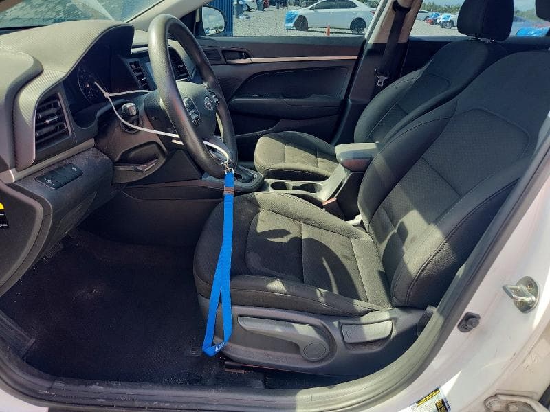 2019 HYUNDAI ELANTRA SE 7