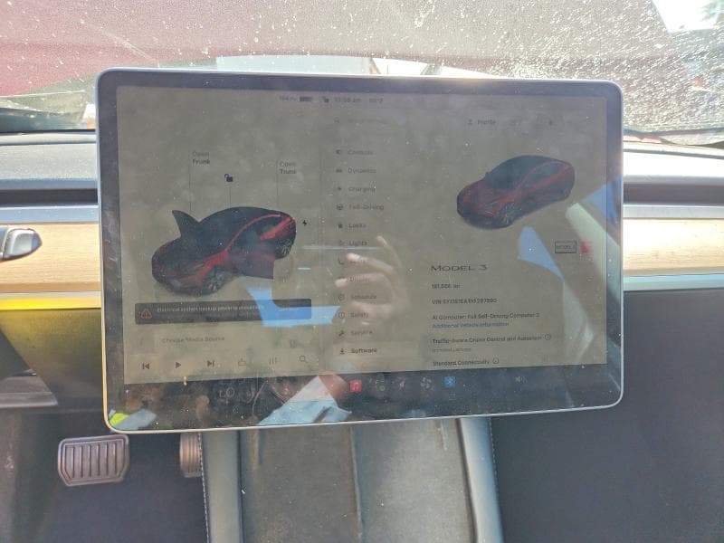 2022 TESLA MODEL 3 9
