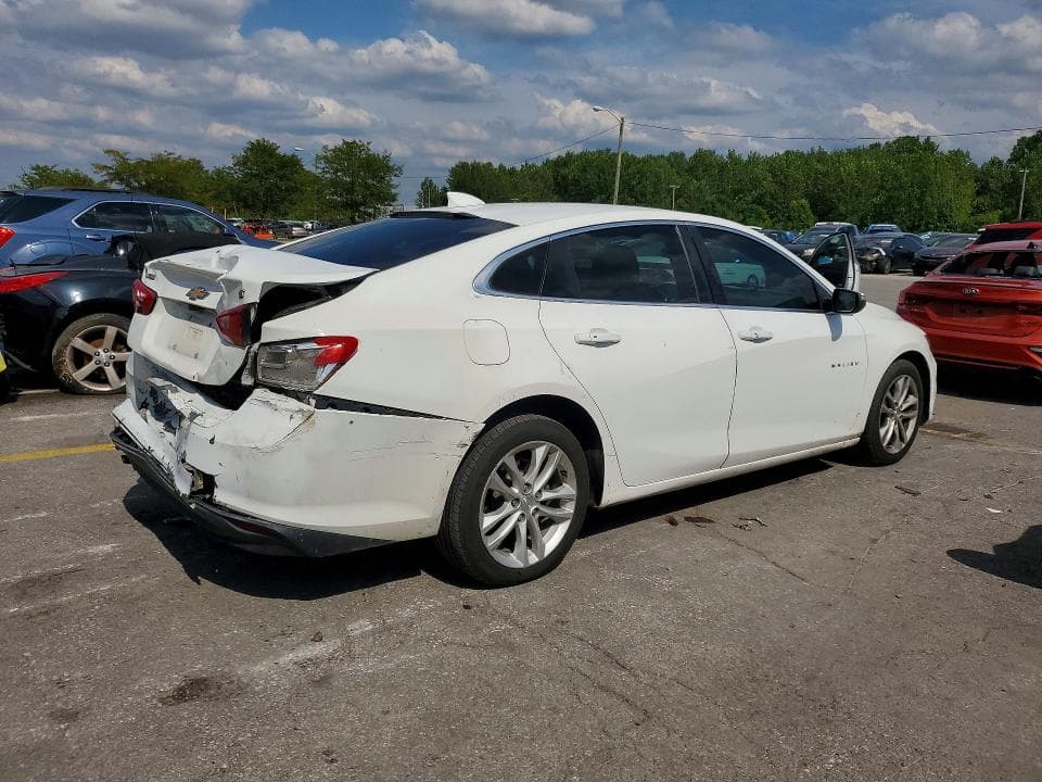 2017 CHEVROLET MALIBU LT 3