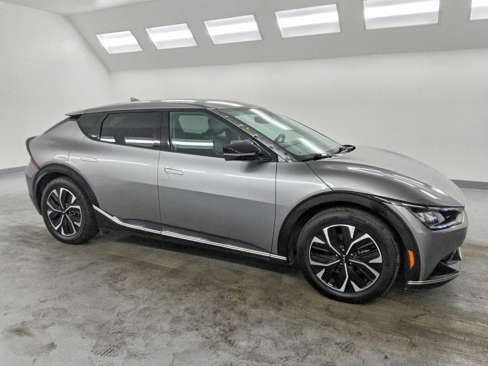 2023 KIA EV6 WIND 4