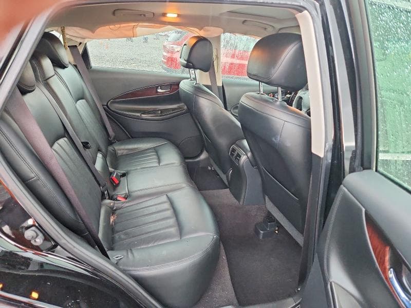 2017 INFINITI QX50 BASE 10