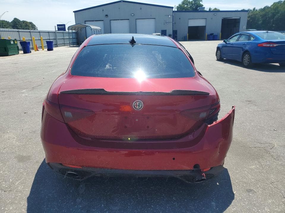 2017 ALFA ROMEO GIULIA TI 6